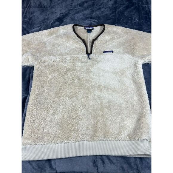Patagonia Sweaters - Patagonia Worn Wear Women's Beige Double Sided Fleece 1/4‎ Zip Pullover Size M